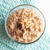 Slow Cooker Apple Cinnamon Oatmeal